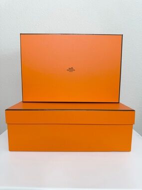 HERMES Empty Orange Gift Boxes Luxury Accessory Packaging